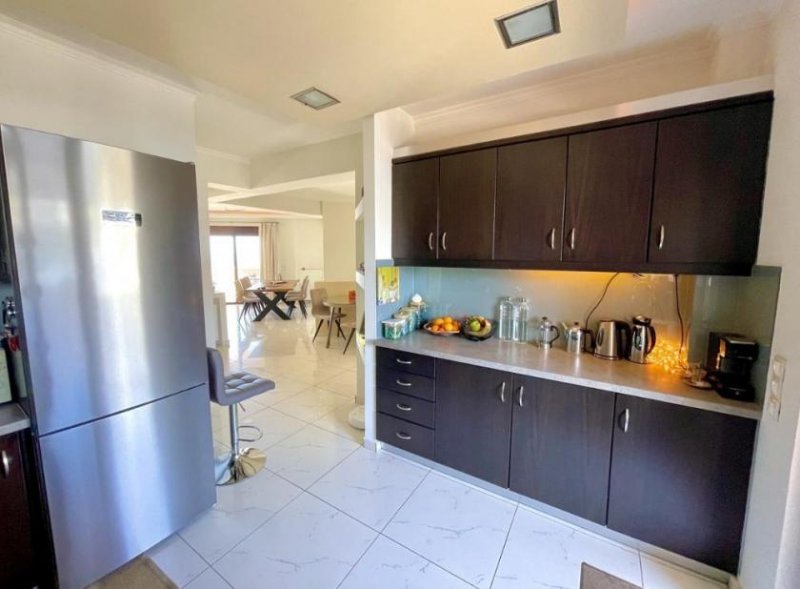 Akrotiri Kreta, Akrotiri: Geräumige Villa mit tollem Meerblick zu verkaufen in Koumpeles Haus kaufen
